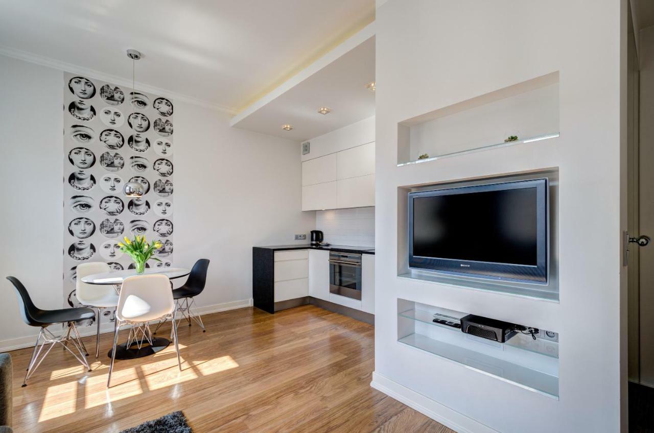 Stylish Apartment In Heart Of Oldtown Gdansk Bagian luar foto